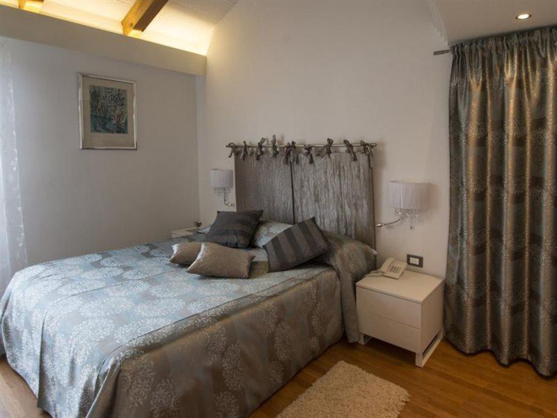 Hotel Cittar Novigrad Istria Exterior foto